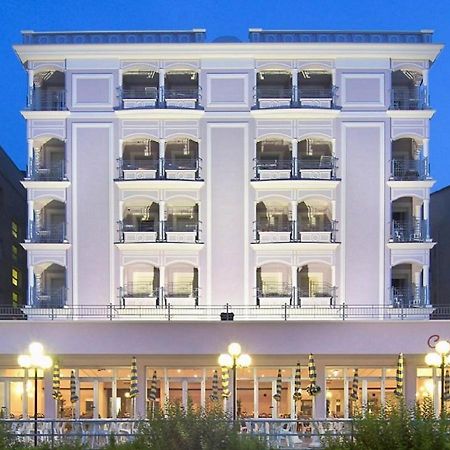 Hotel Continental كاتوليكا المظهر الخارجي الصورة